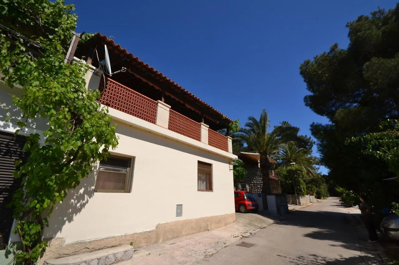 Apartments By The Sea Mali Losinj