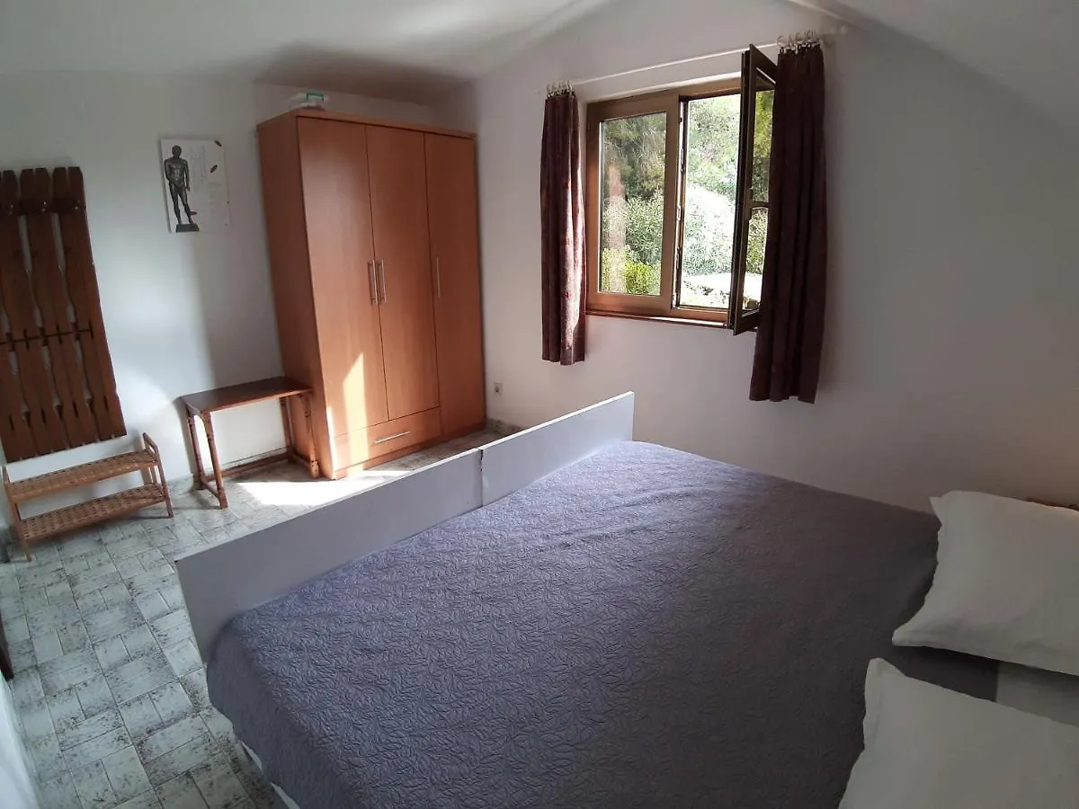 Apartments By The Sea Mali Losinj