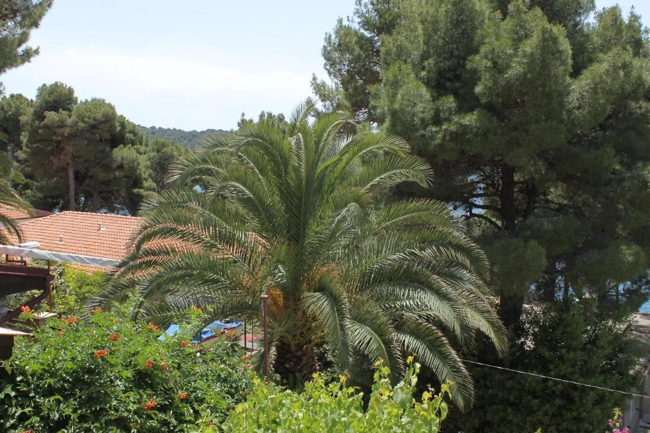 Apartments By The Sea Mali Losinj